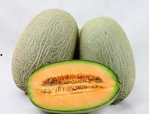 哈密瓜和嫩土豆一起吃,营养美味两不误