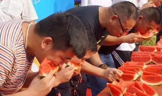 美术老师吃瓜群众,美术老师与吃瓜群众的趣味碰撞  第3张