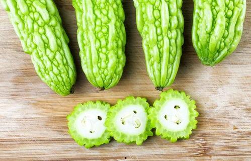 湛江赤坎吃瓜,夏日炎炎,瓜果飘香,尽享清凉美食之旅 第2张 湛江赤坎吃瓜,夏日炎炎,瓜果飘香,尽享清凉美食之旅 第2张