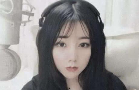 吃柠檬吐瓜主播,揭秘吃柠檬吐瓜主播的趣味直播之旅 第2张 吃柠檬吐瓜主播,揭秘吃柠檬吐瓜主播的趣味直播之旅 第2张