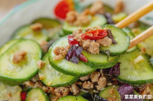 吃小瓜生吃,探索小瓜生吃的独特风味与营养奥秘  第3张