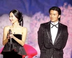 夫妻两个吃瓜,揭秘娱乐圈背后的甜蜜与苦涩