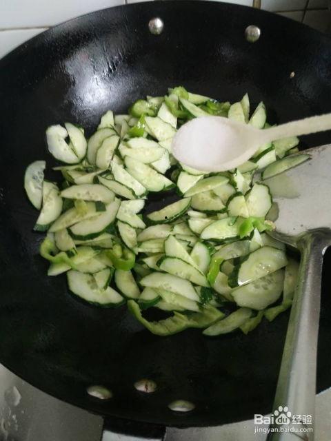 烧菜吃瓜,享受生活美好时光  第3张