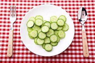 吃瓜动作大全,解锁夏日消暑新姿势  第3张